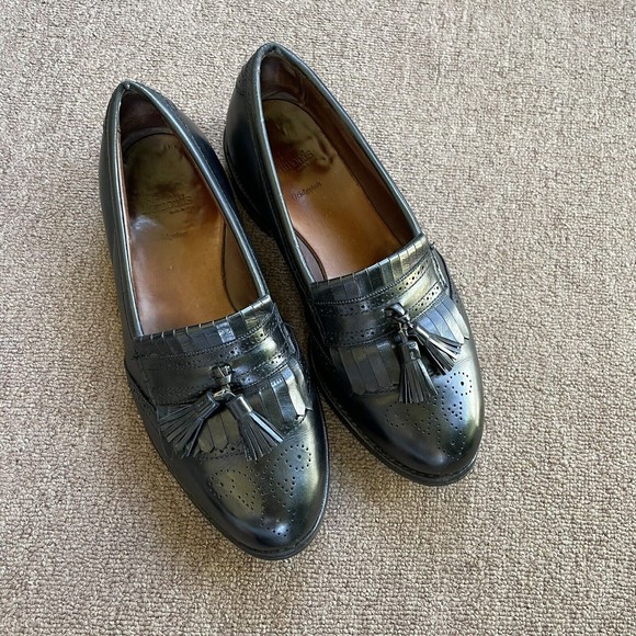Allen Edmonds Black 9.5 Bridgeton Loafer Black Leather Dress Shoes Tassel main image 4